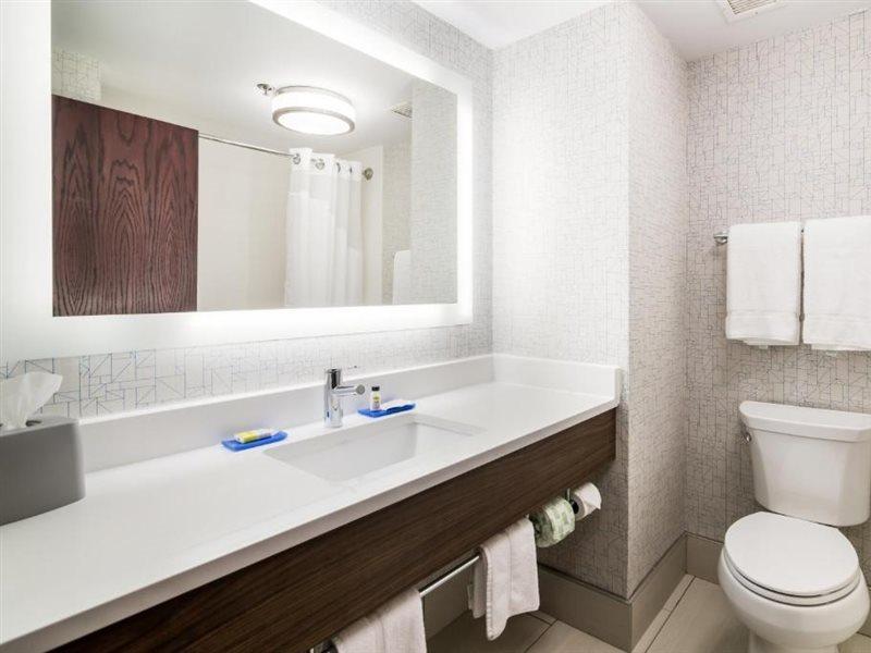 Express - By Ihg 3*